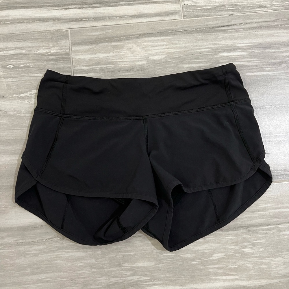 Lululemon Speed-Up shorts